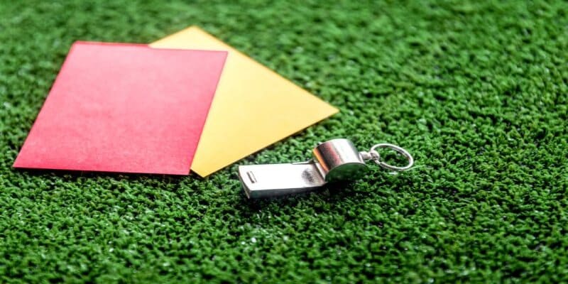 Những Yếu Tố Chi Phối Kèo Thẻ Phạt MKBET